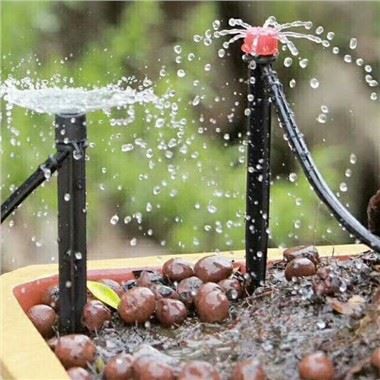 Druppelsproeisysteem voor grasbewatering
